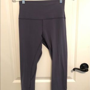 Purple cropped leggings